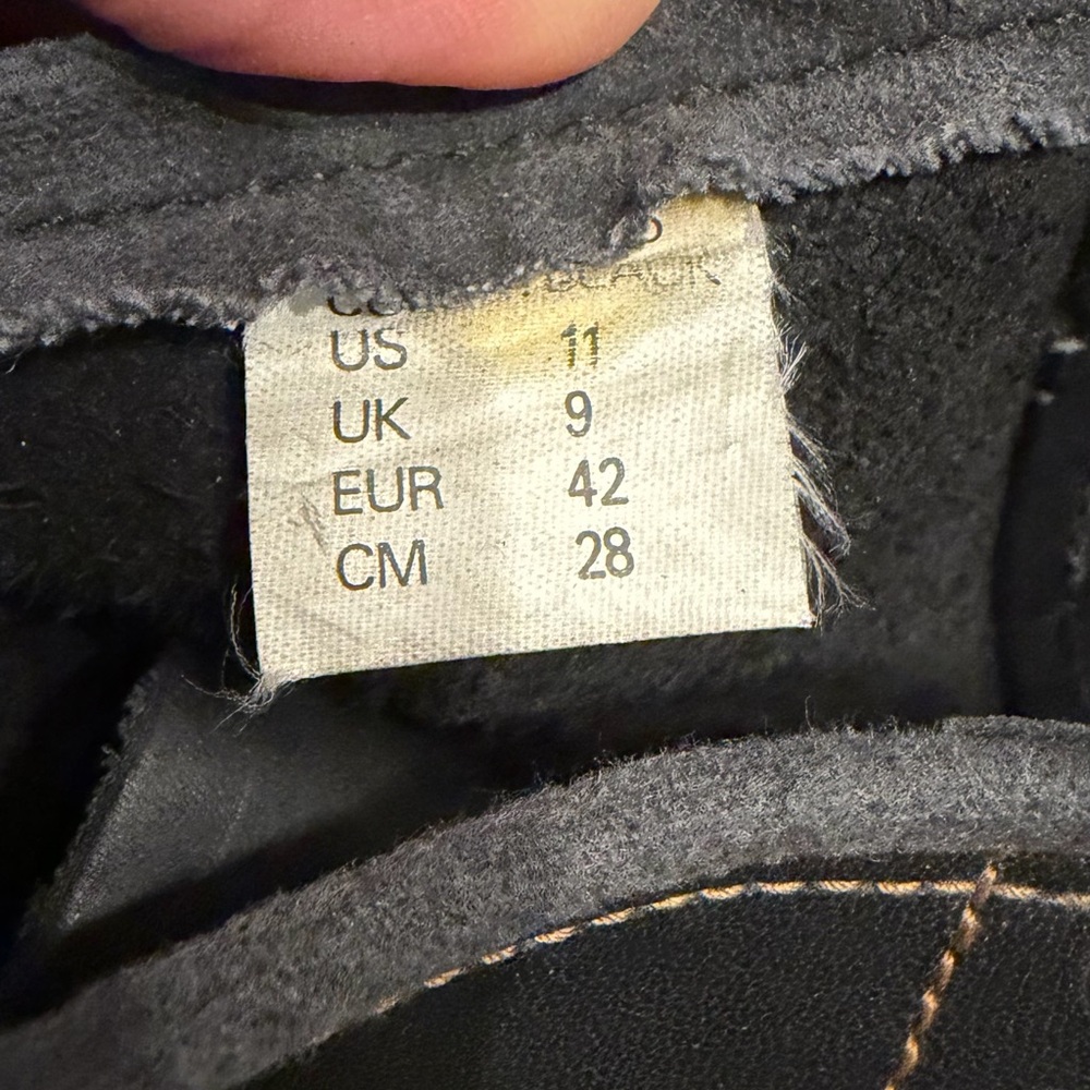 Skechers Vintage Laramie Boots 🥾 - Picture 14 of 16